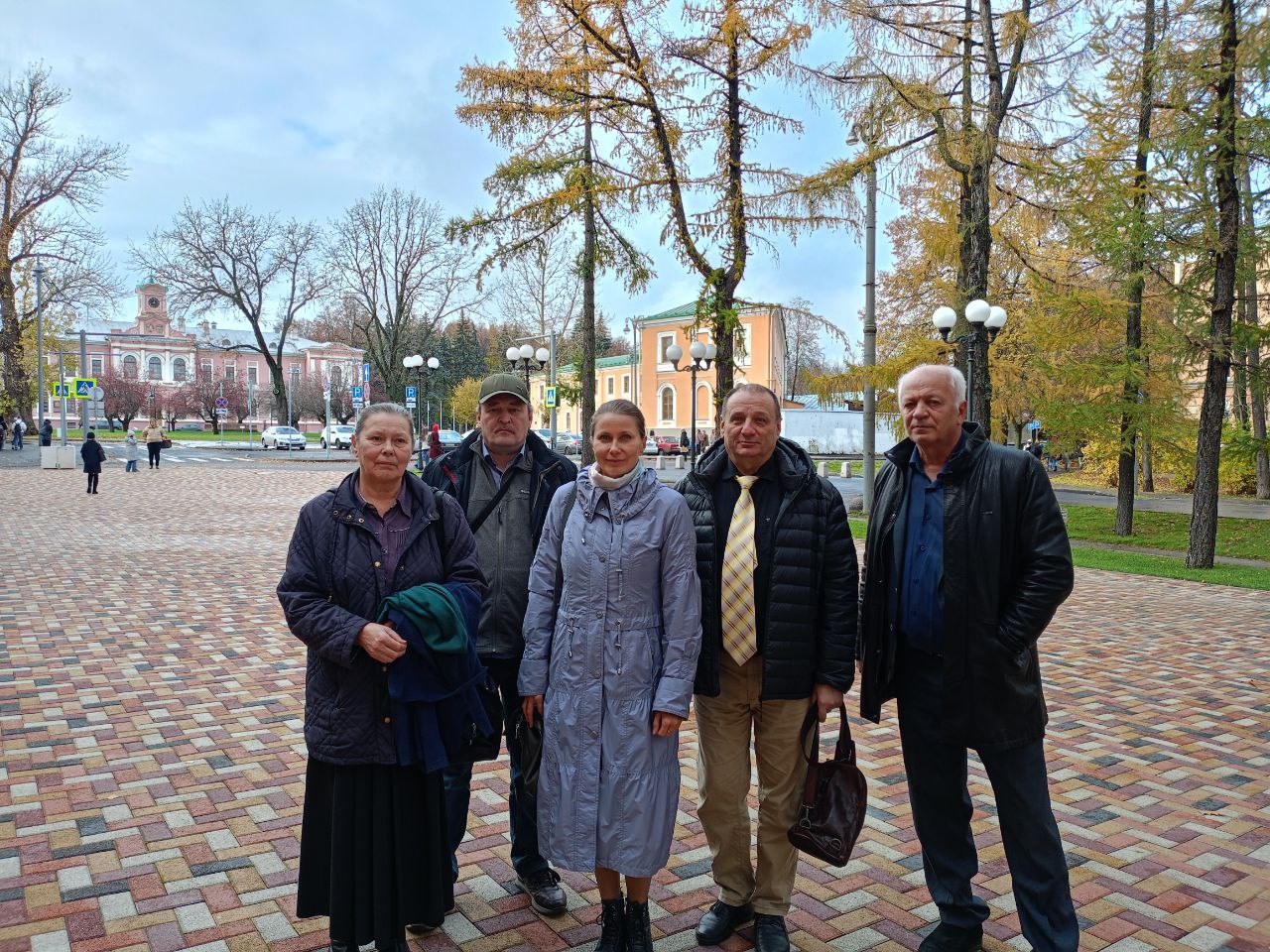 photo 5219756540783430484 y